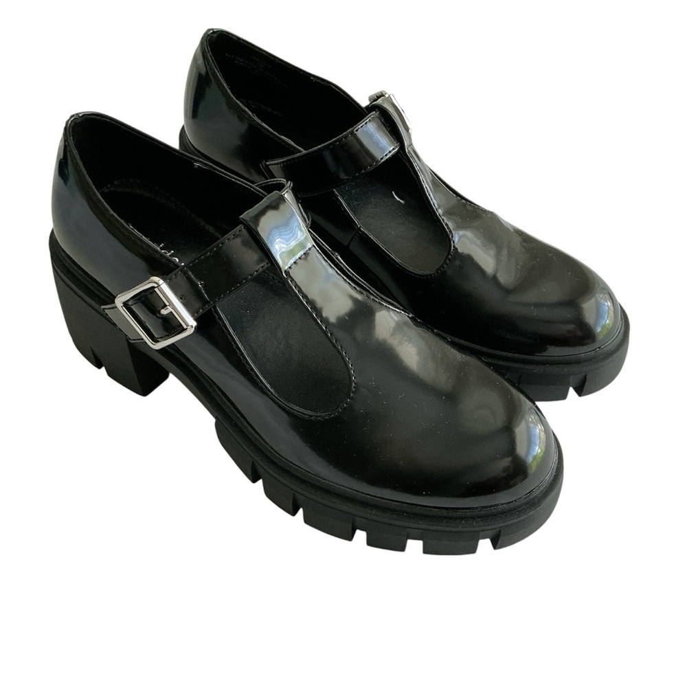 Madden Girl Black Chunky Heel Shoes